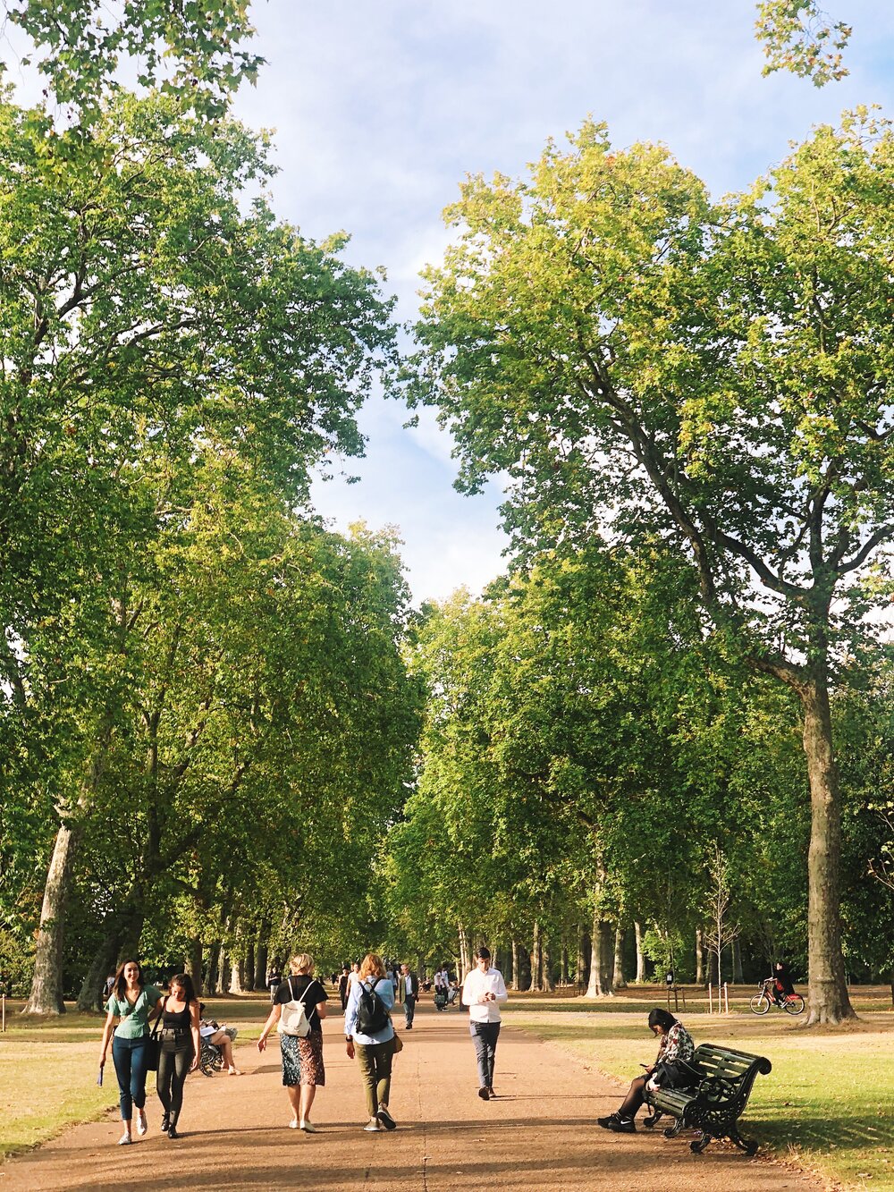 Stroll through Kensington Gardens.